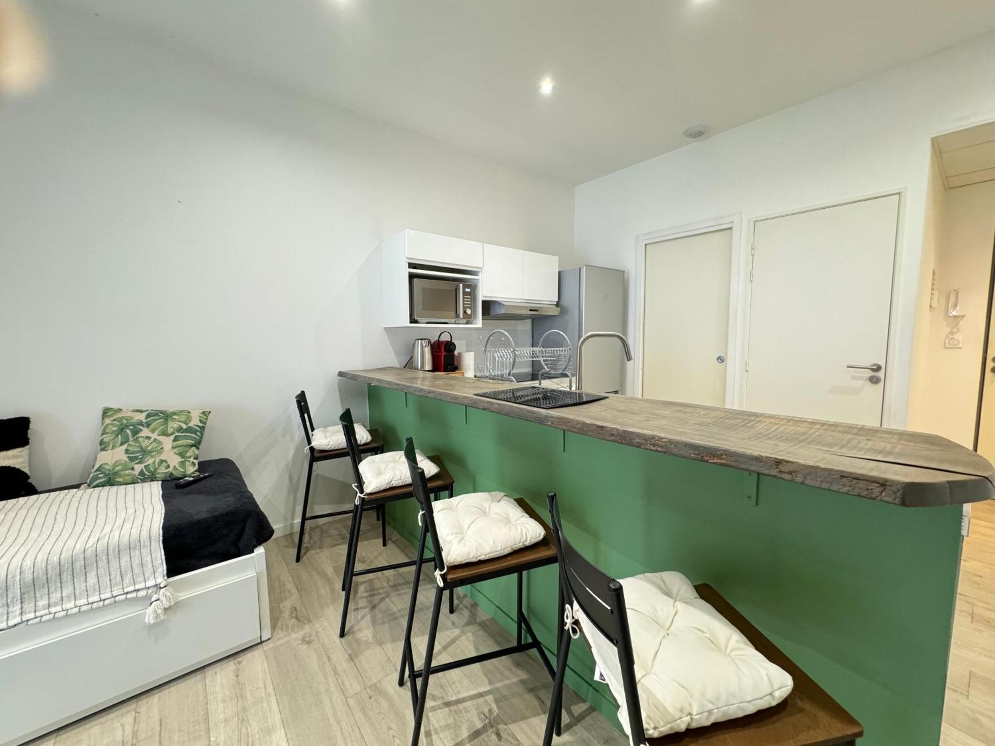 Tour D'Auvergne - Appartements En Plein Centre Ville, Proche De La Cathedrale Et De La Place De Jaude Κλερμόν Φεράν Εξωτερικό φωτογραφία