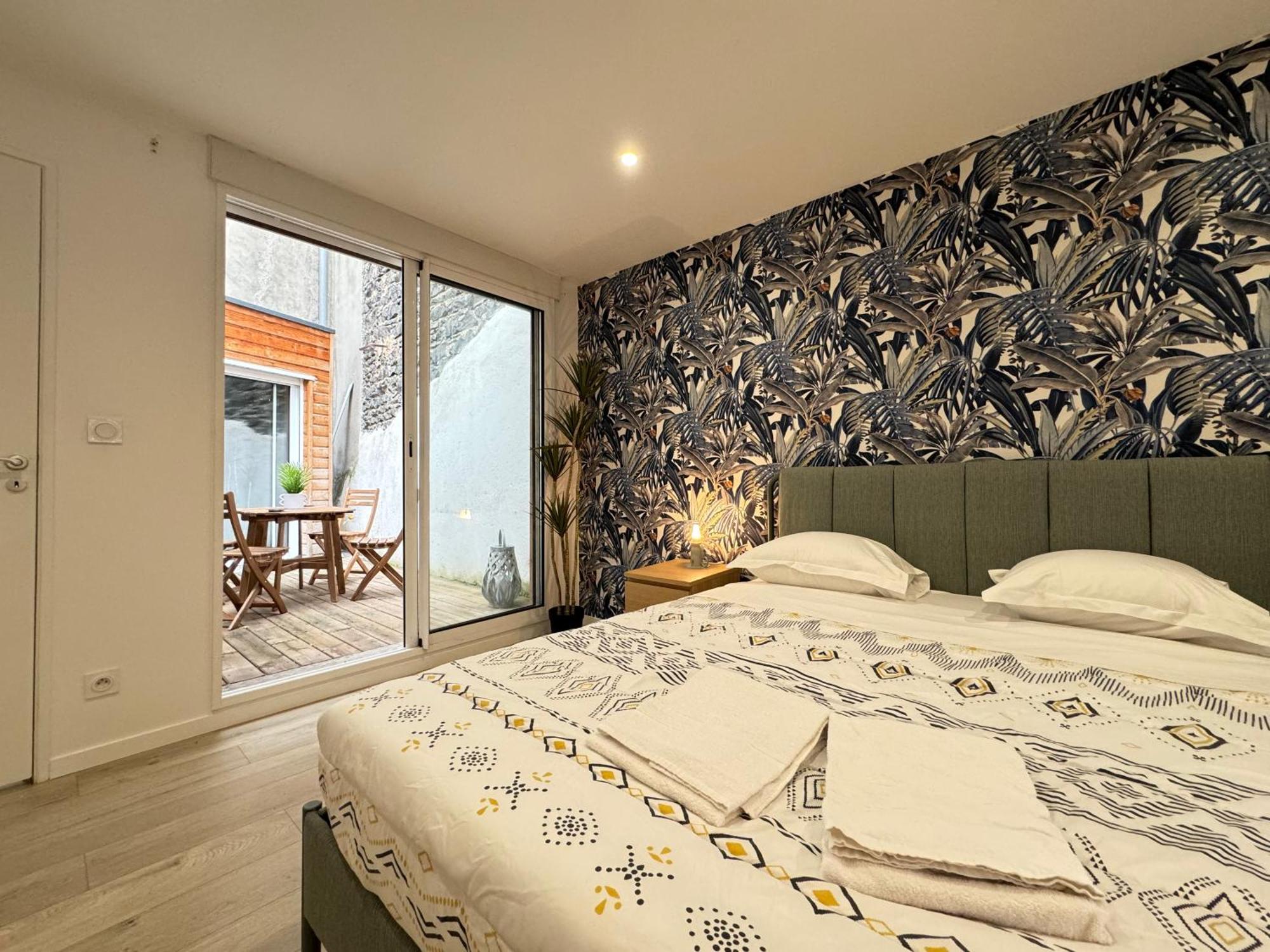 Tour D'Auvergne - Appartements En Plein Centre Ville, Proche De La Cathedrale Et De La Place De Jaude Κλερμόν Φεράν Εξωτερικό φωτογραφία